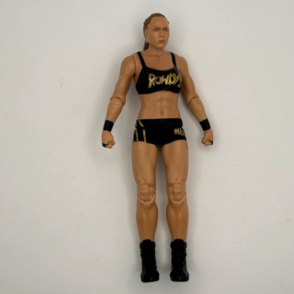 Mattel WWE Basic Series #140 Ronda Rousey Action Figure